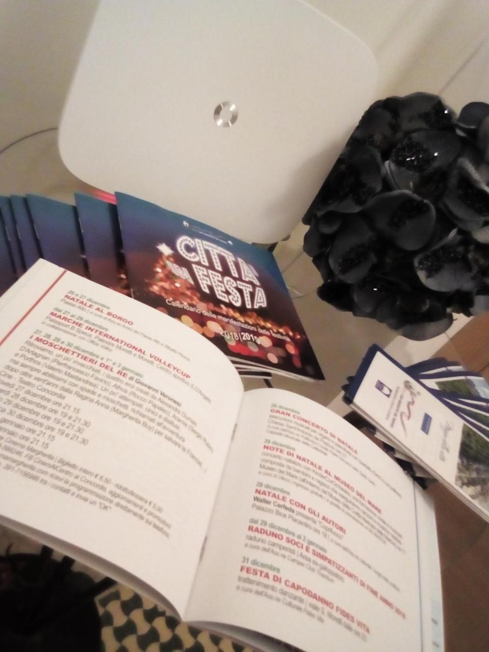 Officina Urban Sleep Bed and Breakfast Σαν Μπενεντέτο ντελ Τρόντο Εξωτερικό φωτογραφία